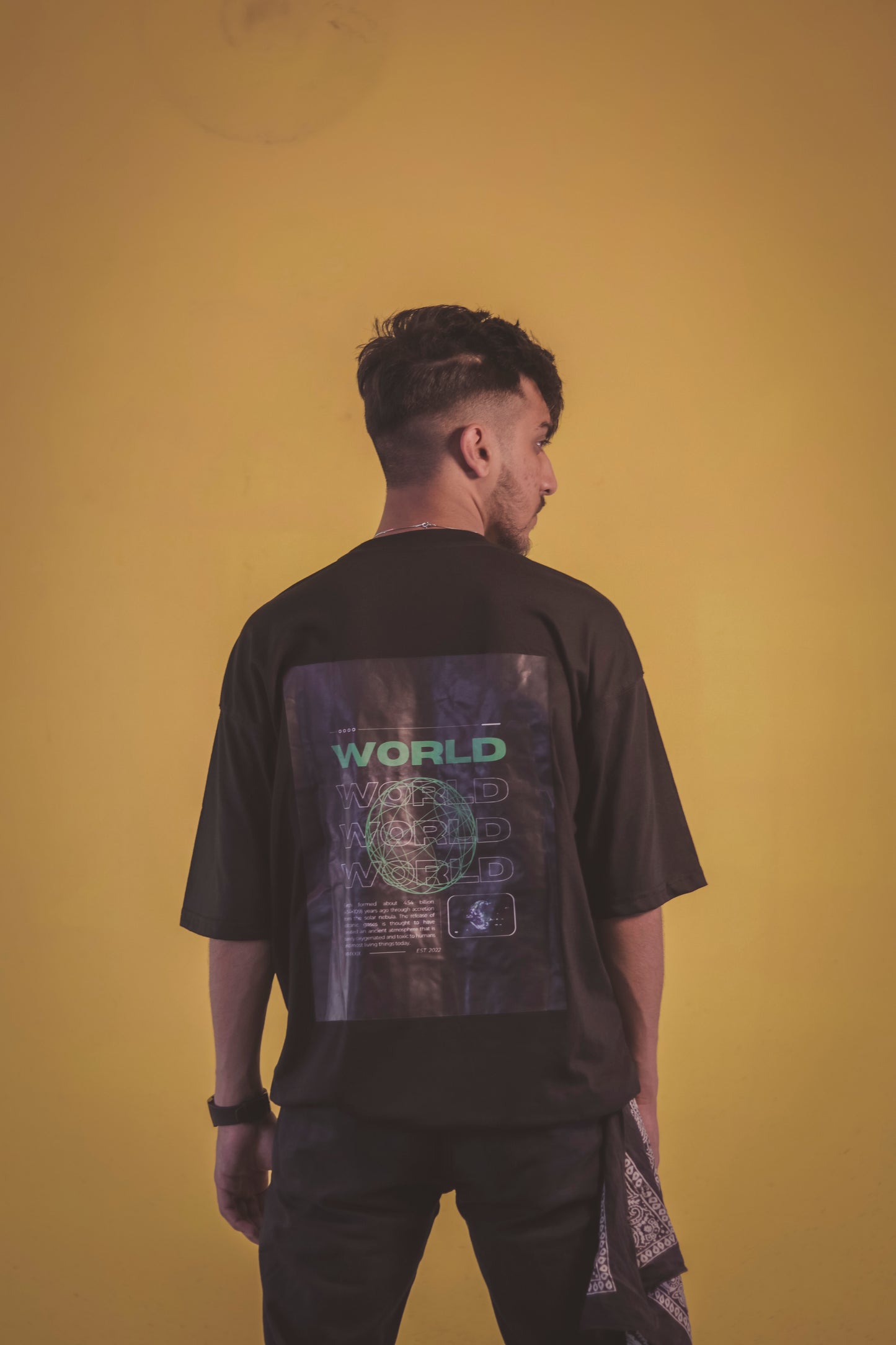 World Unisex Black Over Size T Shirt
